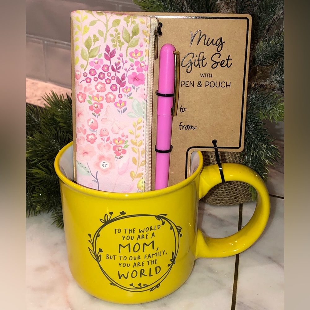 ✨NWT✨ Best Mom Ceramic Mug, Pen & Pouch Gift Set